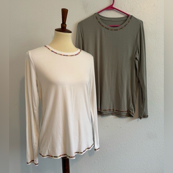 Laurie Felt 2 Pajama Long Sleeve Lightweight Gray and White Top Size XS - Picture 2 of 9